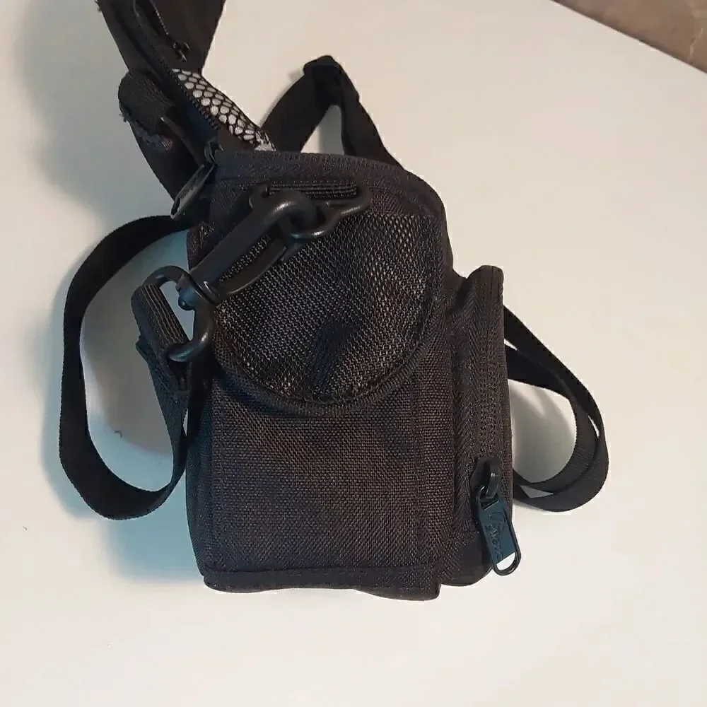 Lowepro Edit 100 Camera Bag Black w/Shoulder Strap
